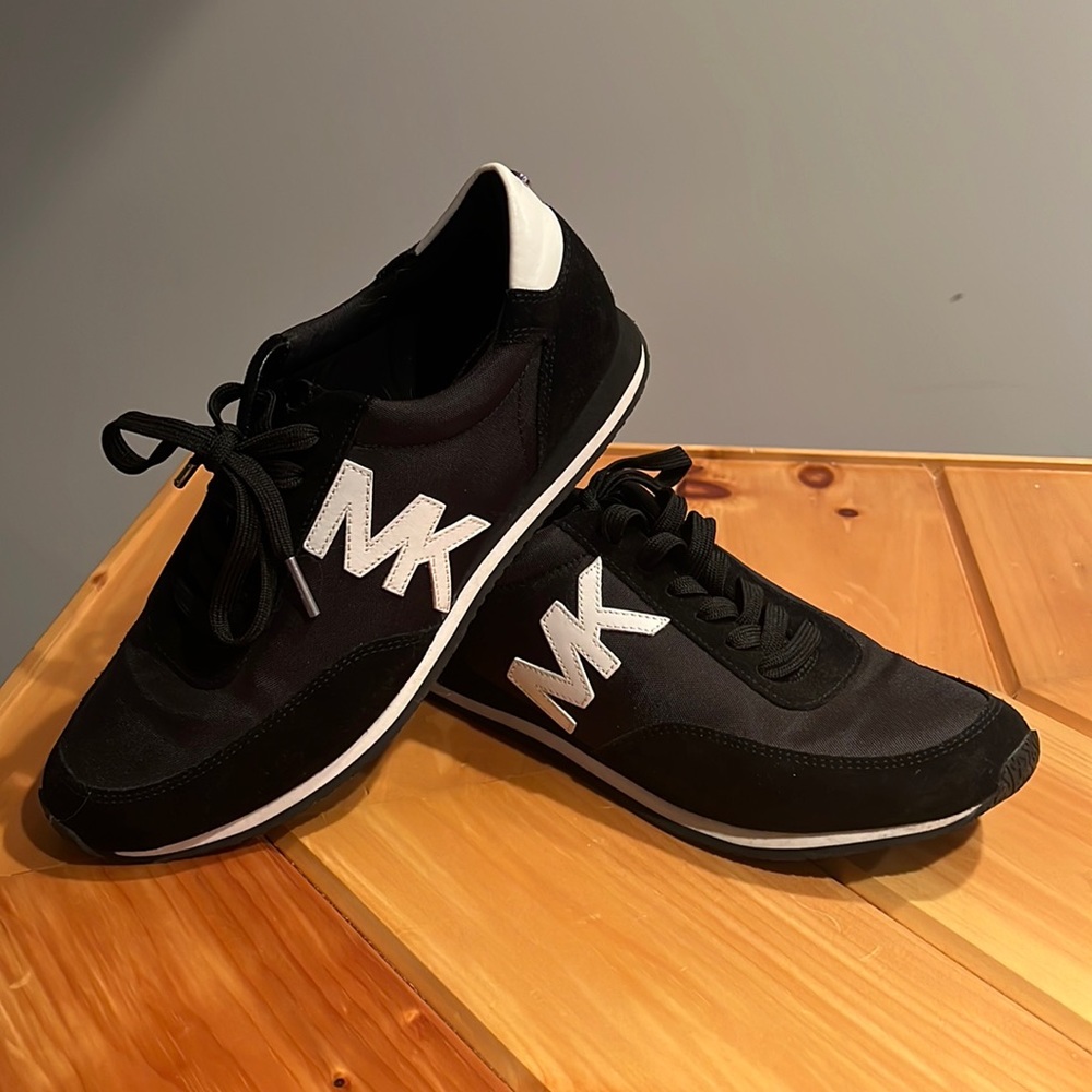 Michael Michael Kors Tennis Shoe